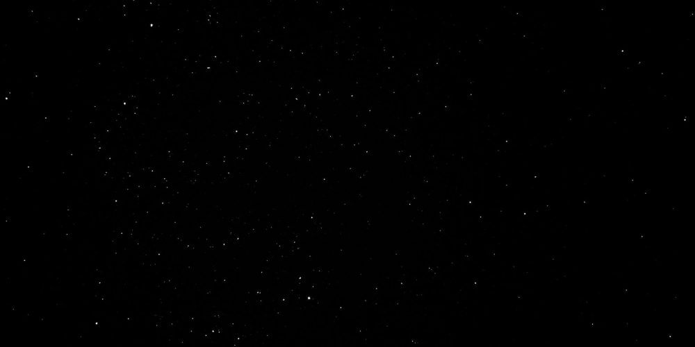 photo-1598812866501-87ad598839e7